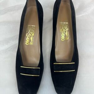 Salvatore Ferragamo vintage Black suede Loafer heels with Gold Detail size 9 AA
